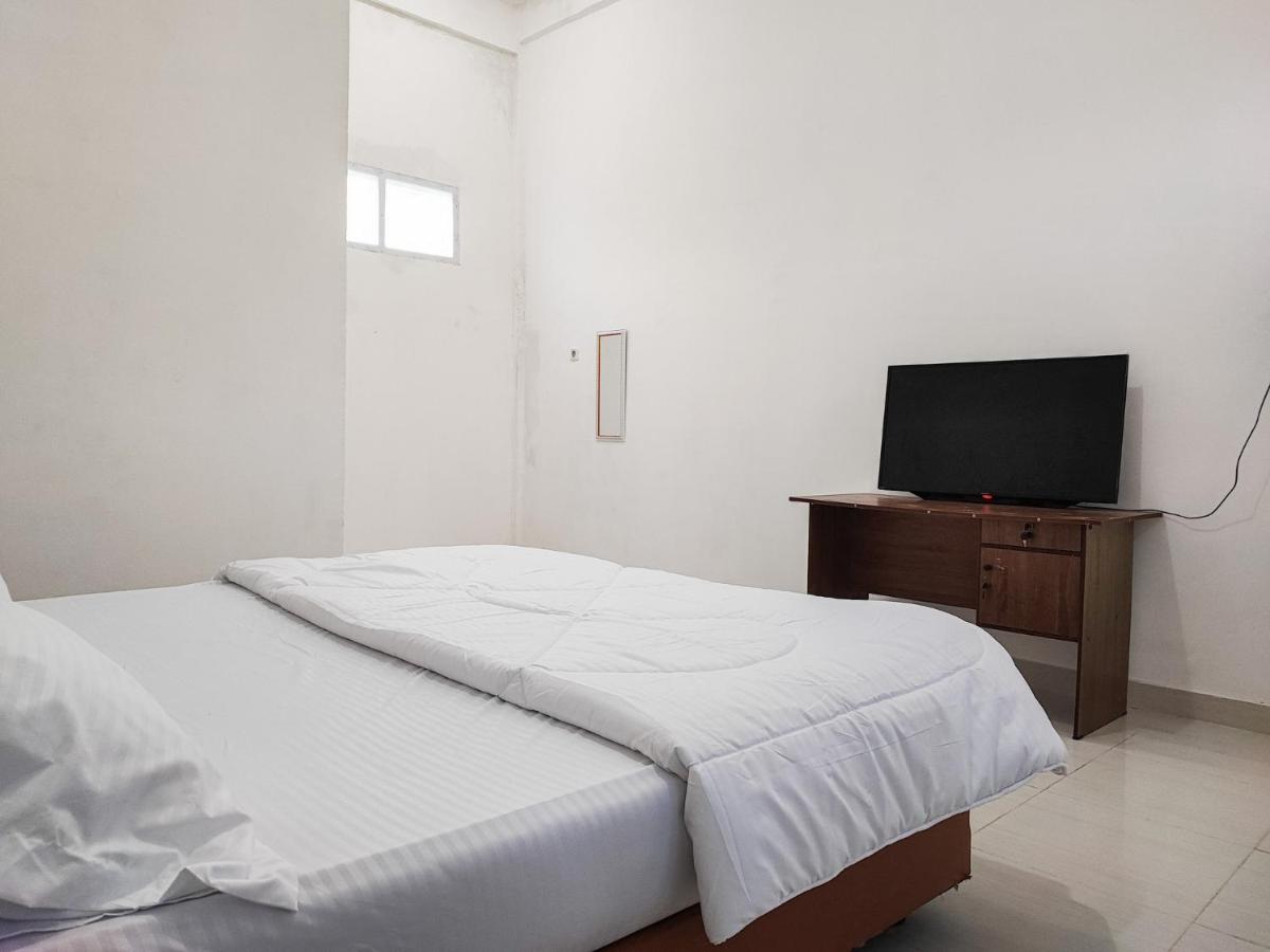 Adela Homestay Syariah Near Universitas Muhammadiyah Jambi Mitra Reddoorz Extérieur photo